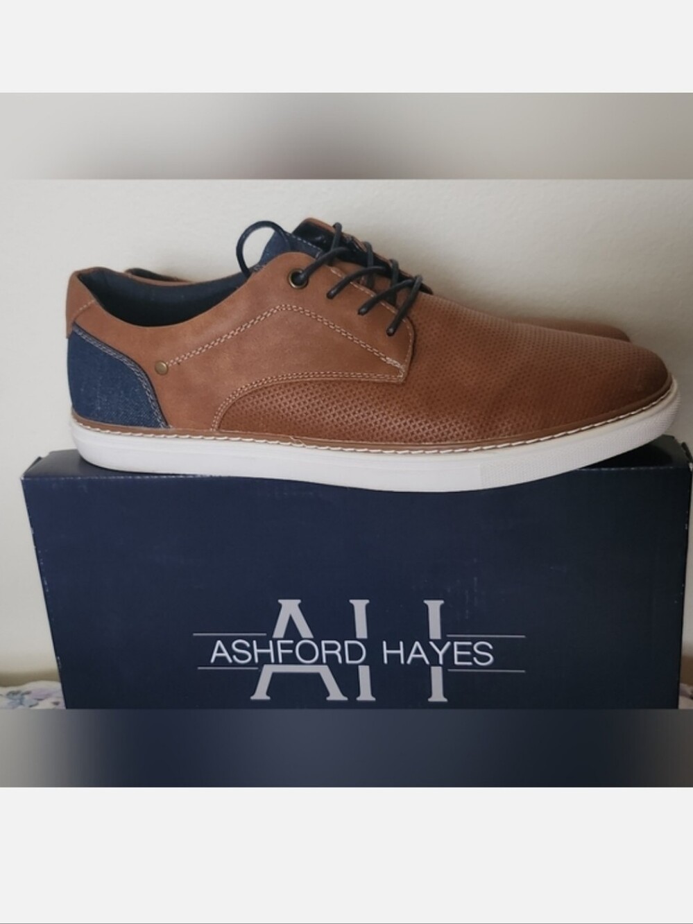 Ashford Hayes Oxfords Size 9.5 M